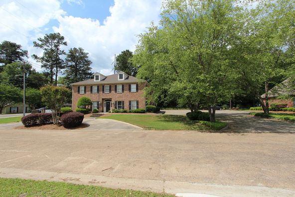 Office Space For Sale/Lease: 101 Madison Plz, Hattiesburg, MS 39402